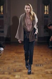 ANNE VALERIE HASH FW11 PARIS 03/02/2011