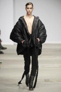 J_TH_fw11_306
