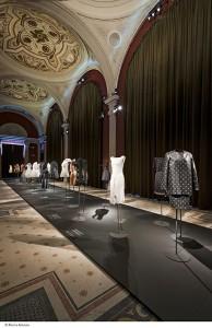 ALAIA_GALLIERA_5373