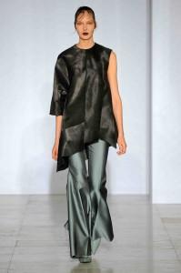 YANG LI _Ready to wear fall winter 2015-16 _PARIS fashion week _March 2015__